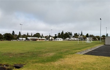 Oval